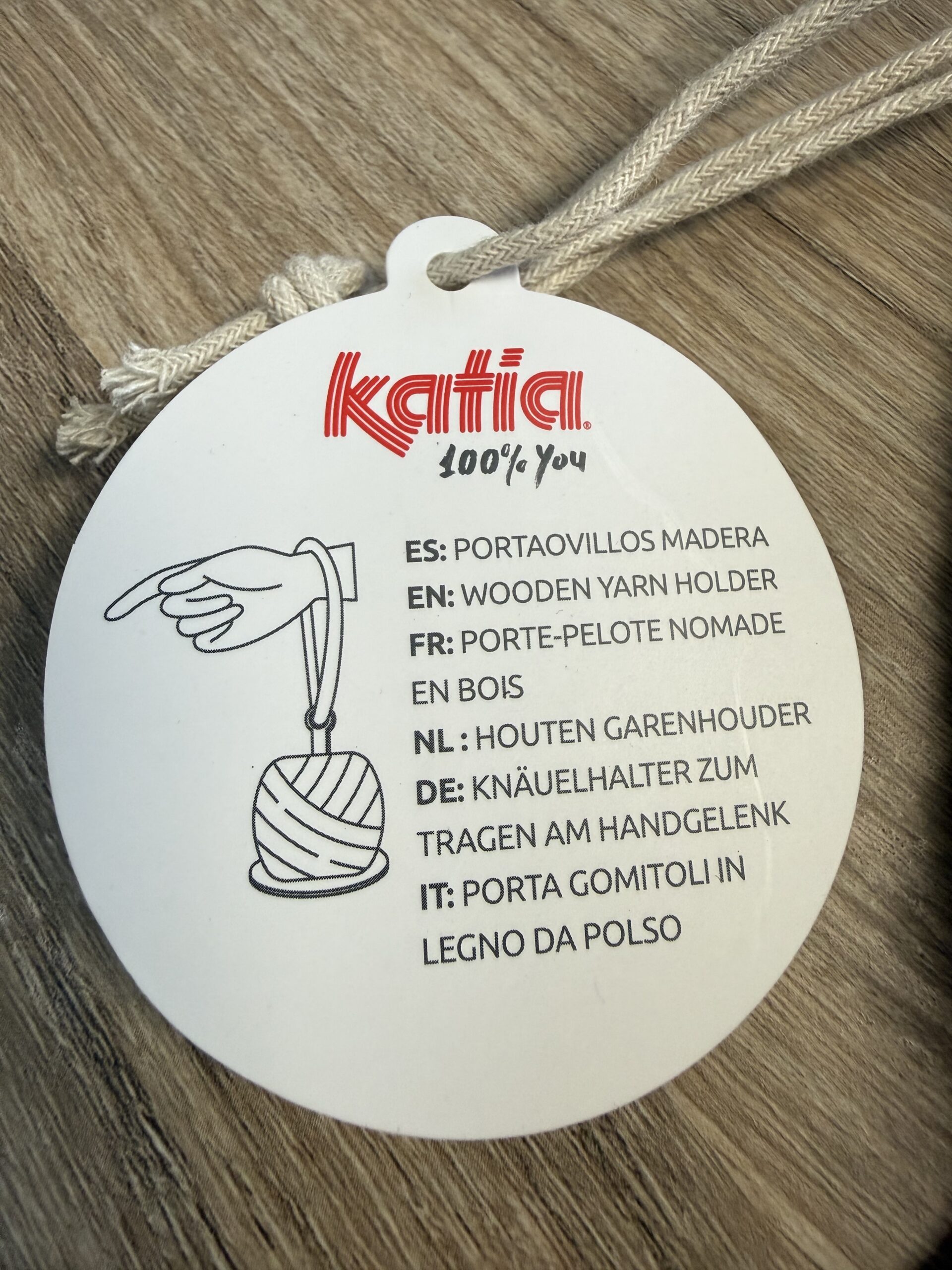 Katia - PORTE-PELOTE NOMADE EN BOIS – Image 4